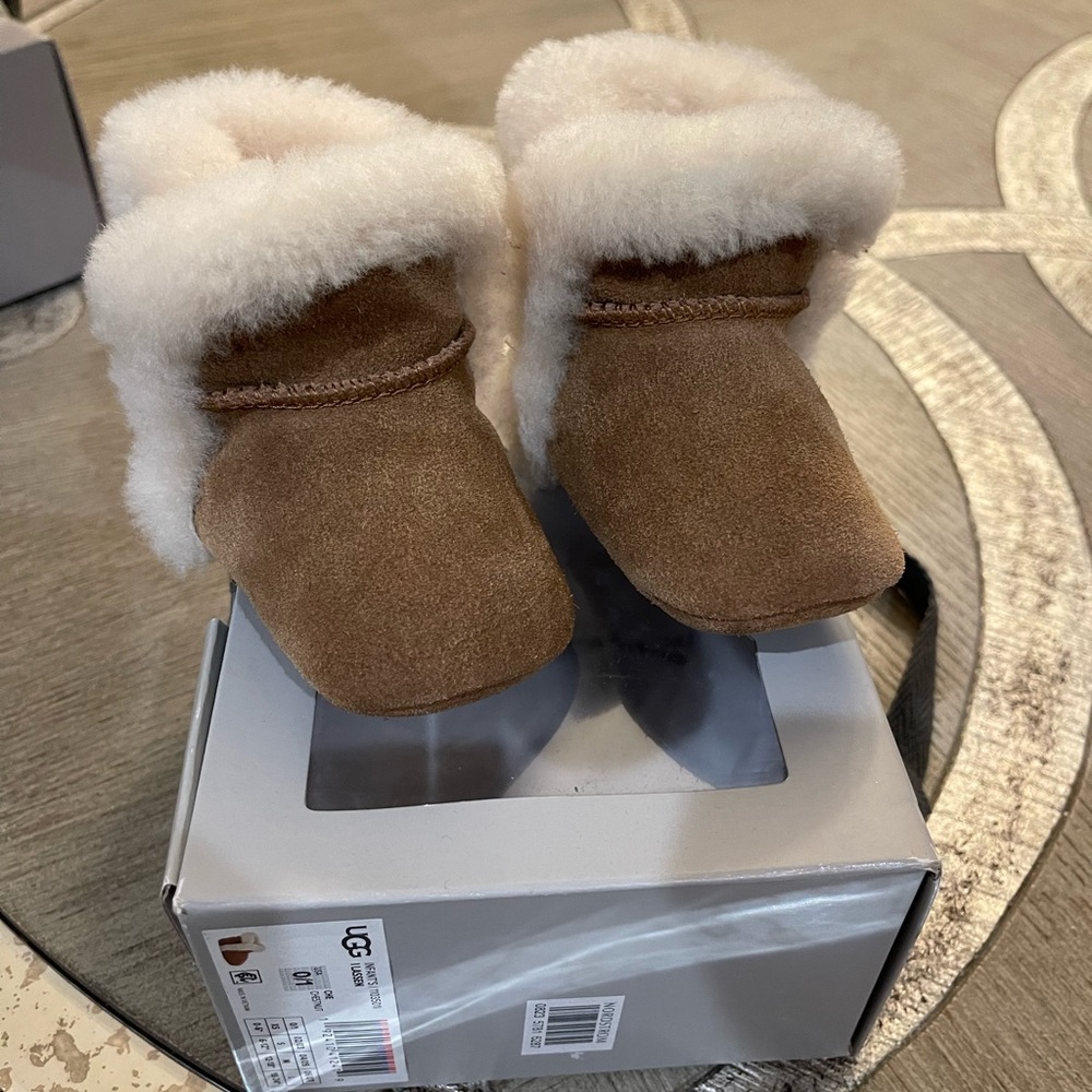 Infant ugg boot